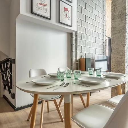 Inked Loft Apartment A Coruña